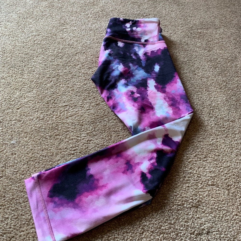 Lululemon cropped wunder unders